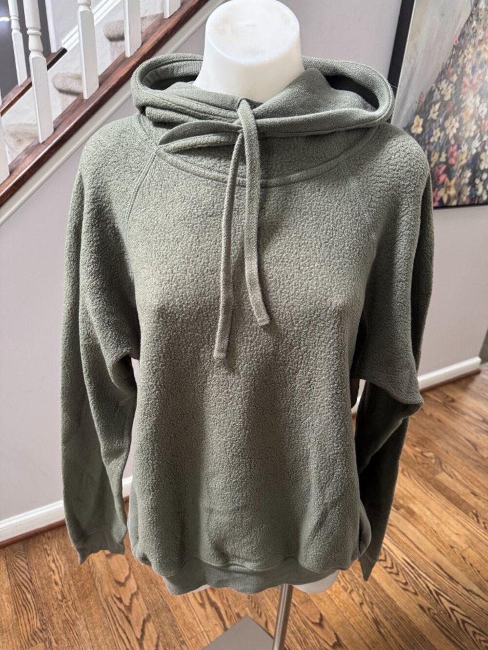 ALO Yoga Frost Long Sleeve Hoodie Fleece Olive Green Large